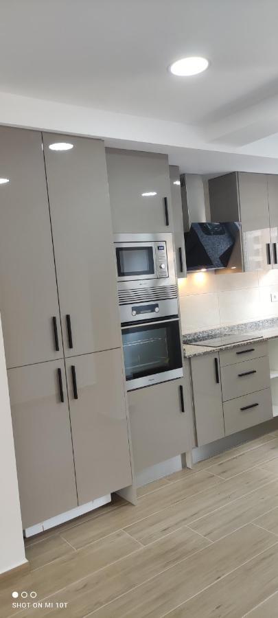 Beachfront Cozy Apartament Arenales Del Sol, Alicante מראה חיצוני תמונה