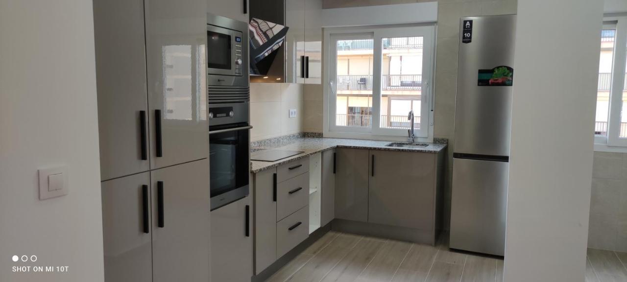 Beachfront Cozy Apartament Arenales Del Sol, Alicante מראה חיצוני תמונה