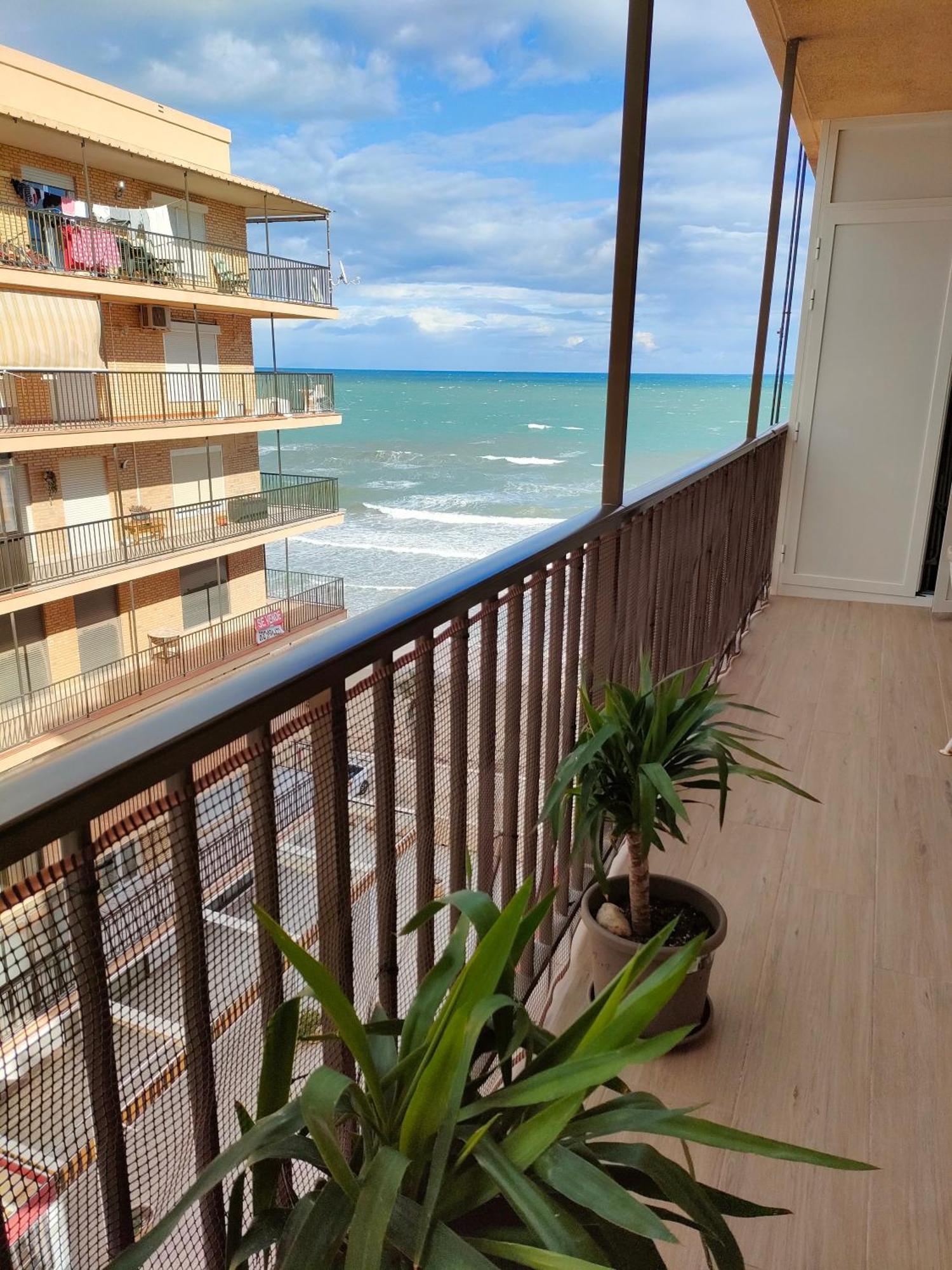 Beachfront Cozy Apartament Arenales Del Sol, Alicante מראה חיצוני תמונה